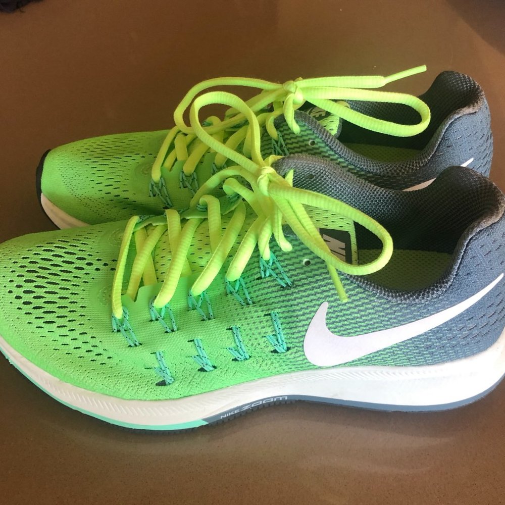 NIKE - Zoom Pegasus US7